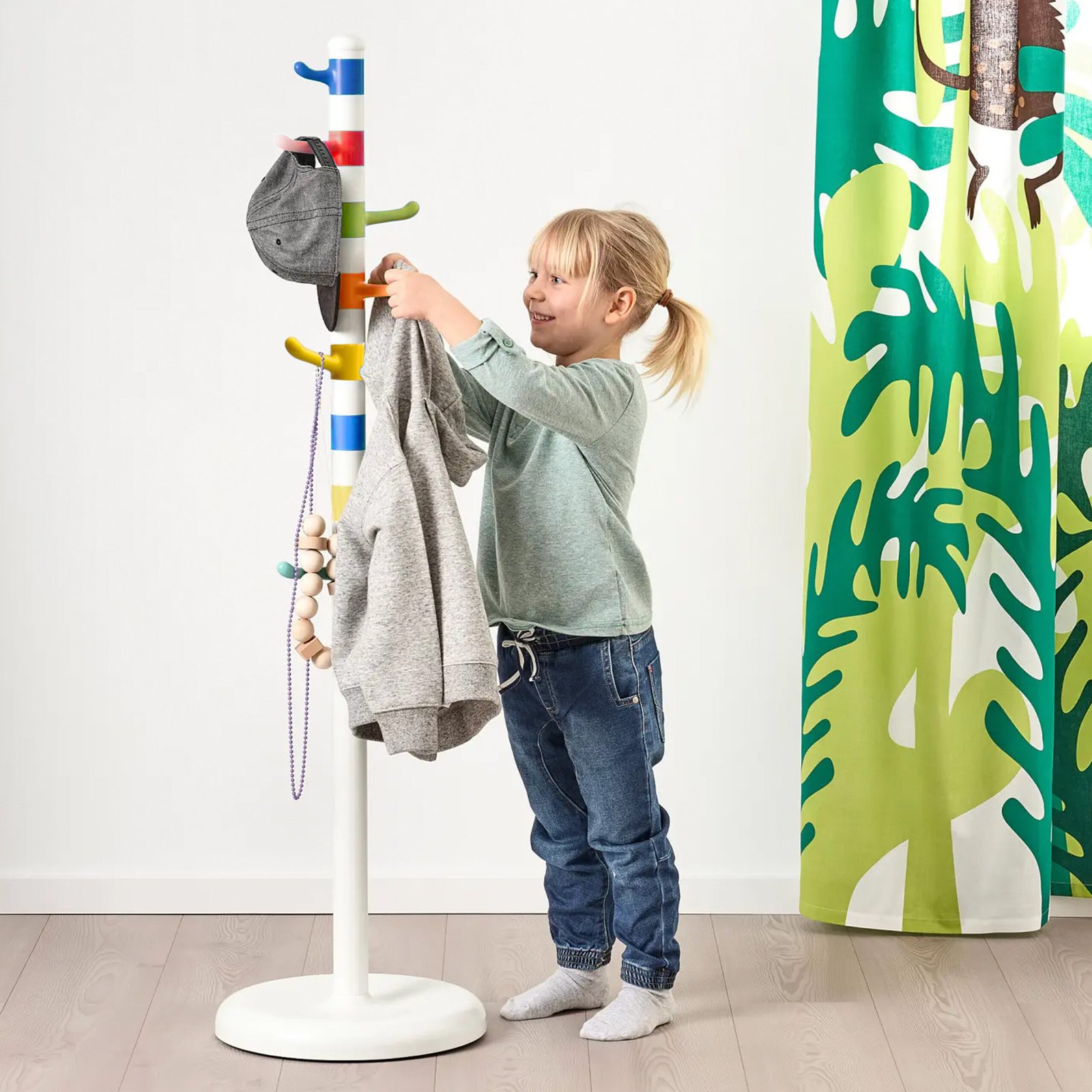 IKEA KROKIG Kids Rack - Image 3